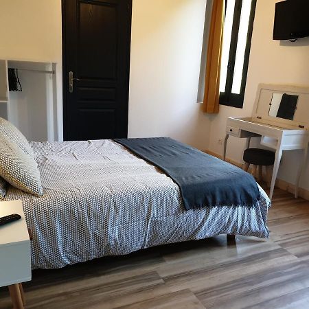 L'Atelier Du Reve Aparthotel Брид ле Бен Екстериор снимка