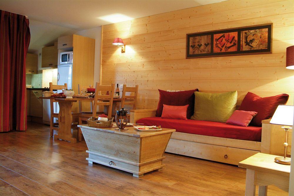 L'Atelier Du Reve Aparthotel Брид ле Бен Екстериор снимка